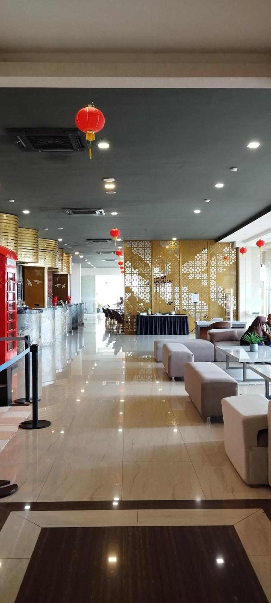 Grand Kolopaking Hotel Kebumen エクステリア 写真